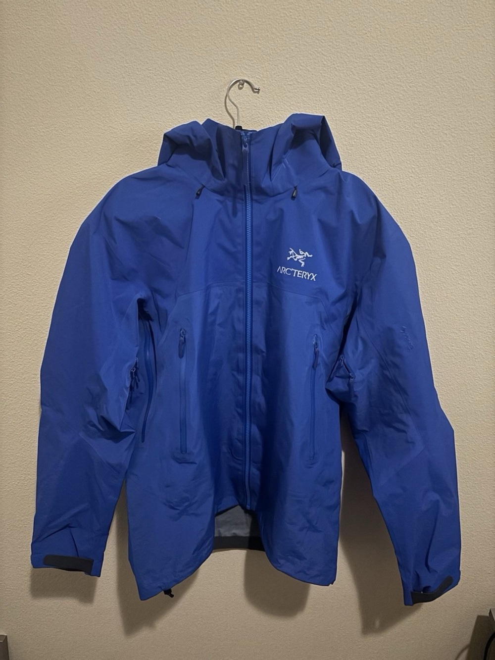 Arc’teryx Beta AR GORE-TEX Pro Shell Jacket Blue Men’s M
